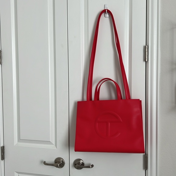 TELFAR Medium Shopping Bag - Picture 2 of 9